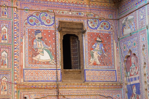 2005-12-15 12-40-10_MG_3670-01 haveli