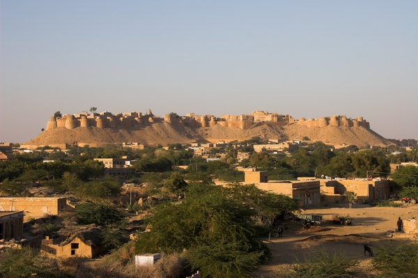 2005-12-16 16-51-20_MG_3746-01 jaisalmer