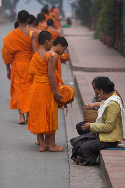 2007-03-19 06-48-25_CF2_MG_0172-01 luang2