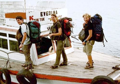 Geert, Julia, Maike, Pulau Samosir, Lake Toba, Sumatra, Indonesien